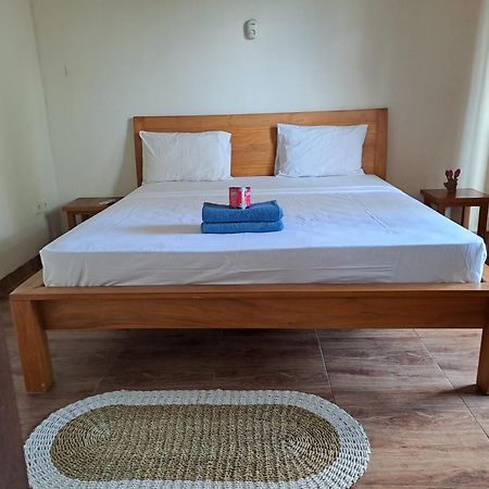 Kutabay Homestay Kuta  Экстерьер фото
