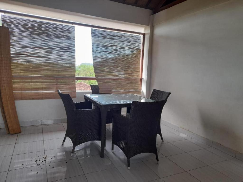 Kutabay Homestay Kuta  Экстерьер фото